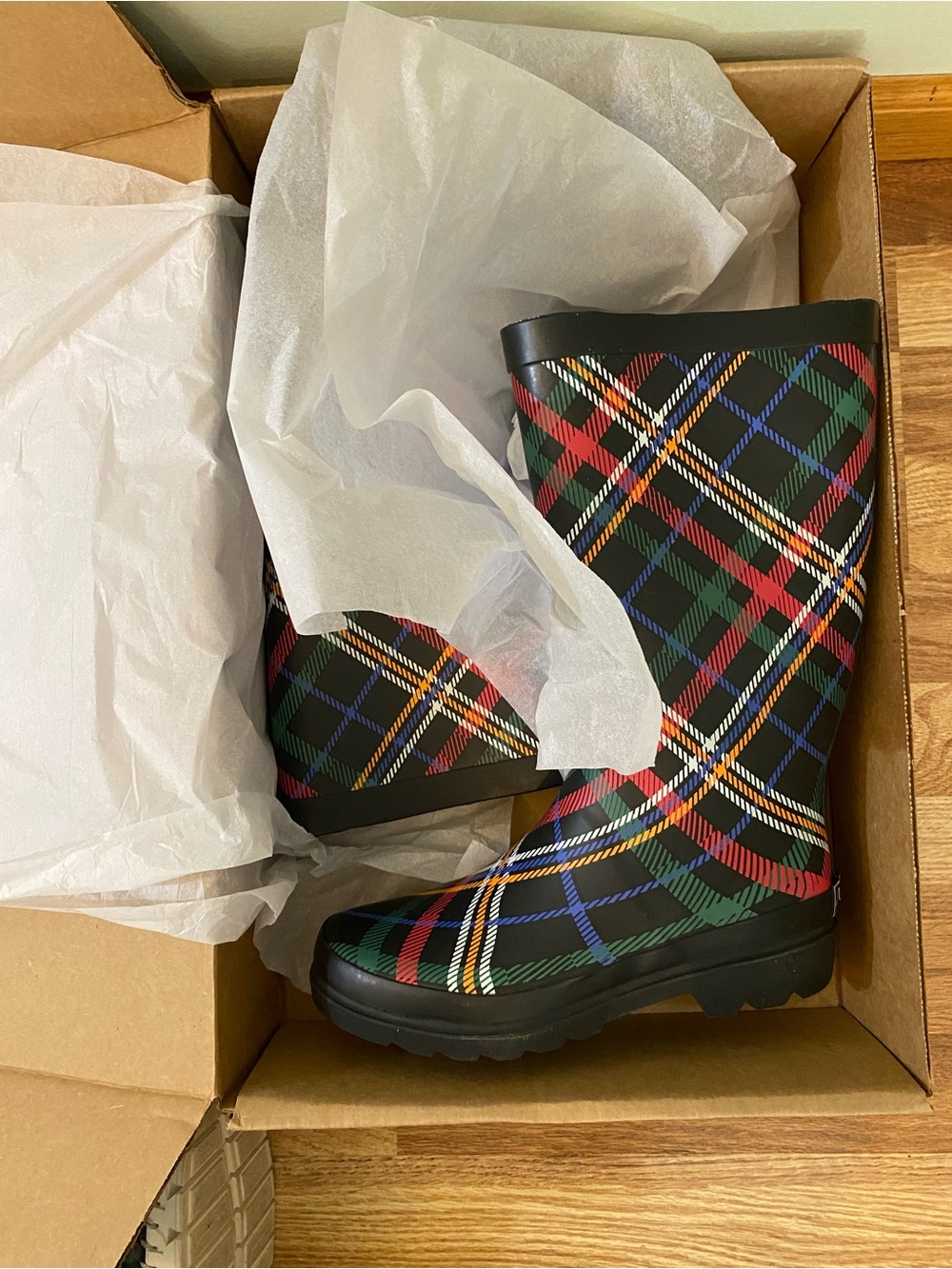 Sugar Women's Raffle 4 Tall Rain Boots in Black & Red Plaid Size 8 NIB - Picture 2 of 11